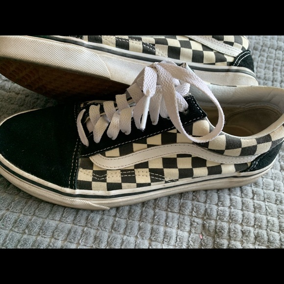 Vans - Picture 3 of 4